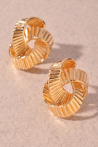 Lined Metal Round Link Earrings Gold