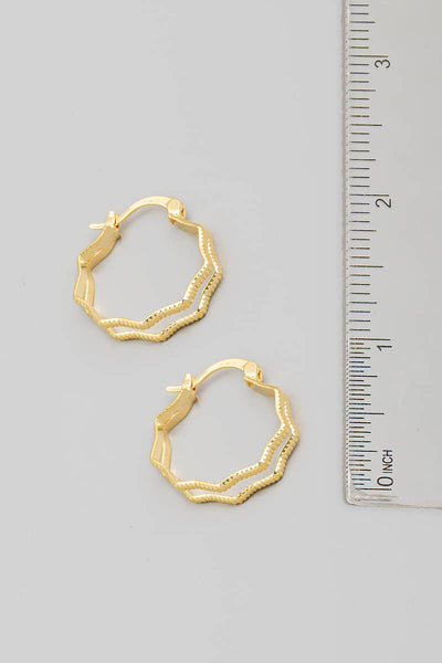 Wavy Gold Hoop