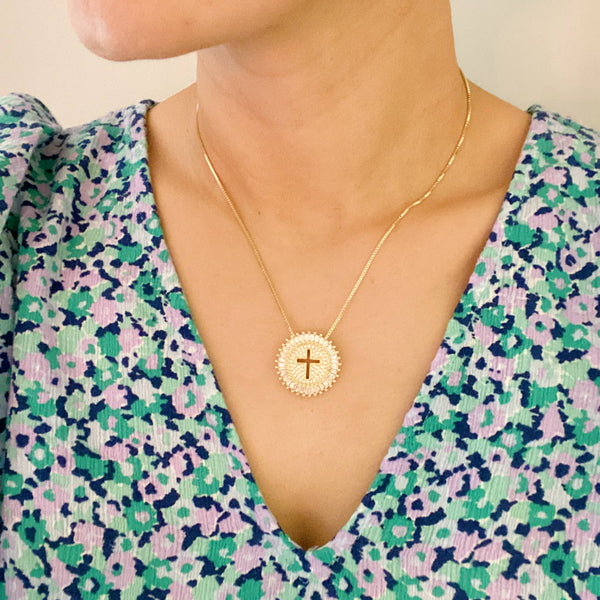 Circle Cross Necklace Gold