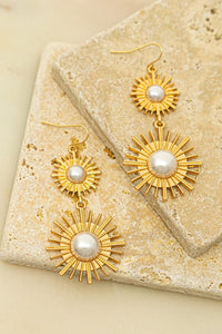 Starburst Pearl Earrings Gold