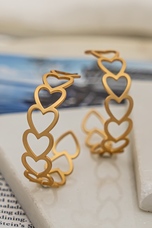 Heart Shape Hoop Gold