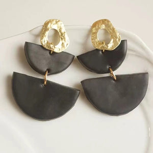 Tiered Half Circles Earrings Black