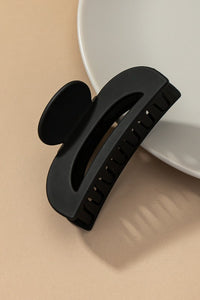 D Shape Hair Clip Black