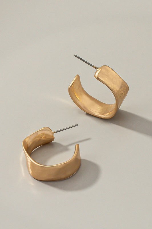 Hammered Surface Wide Hoop Gold