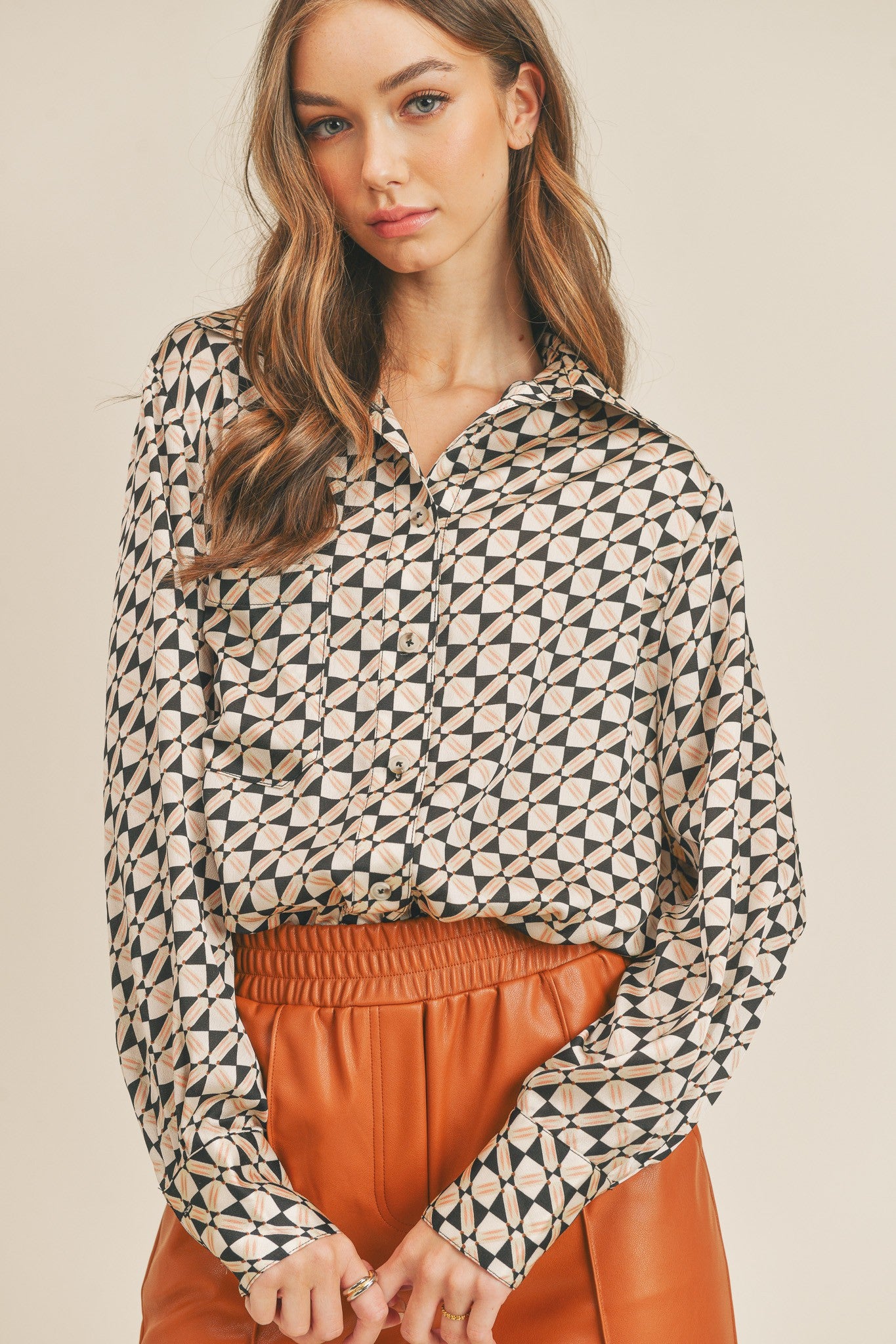 Geo Print Button Down Black