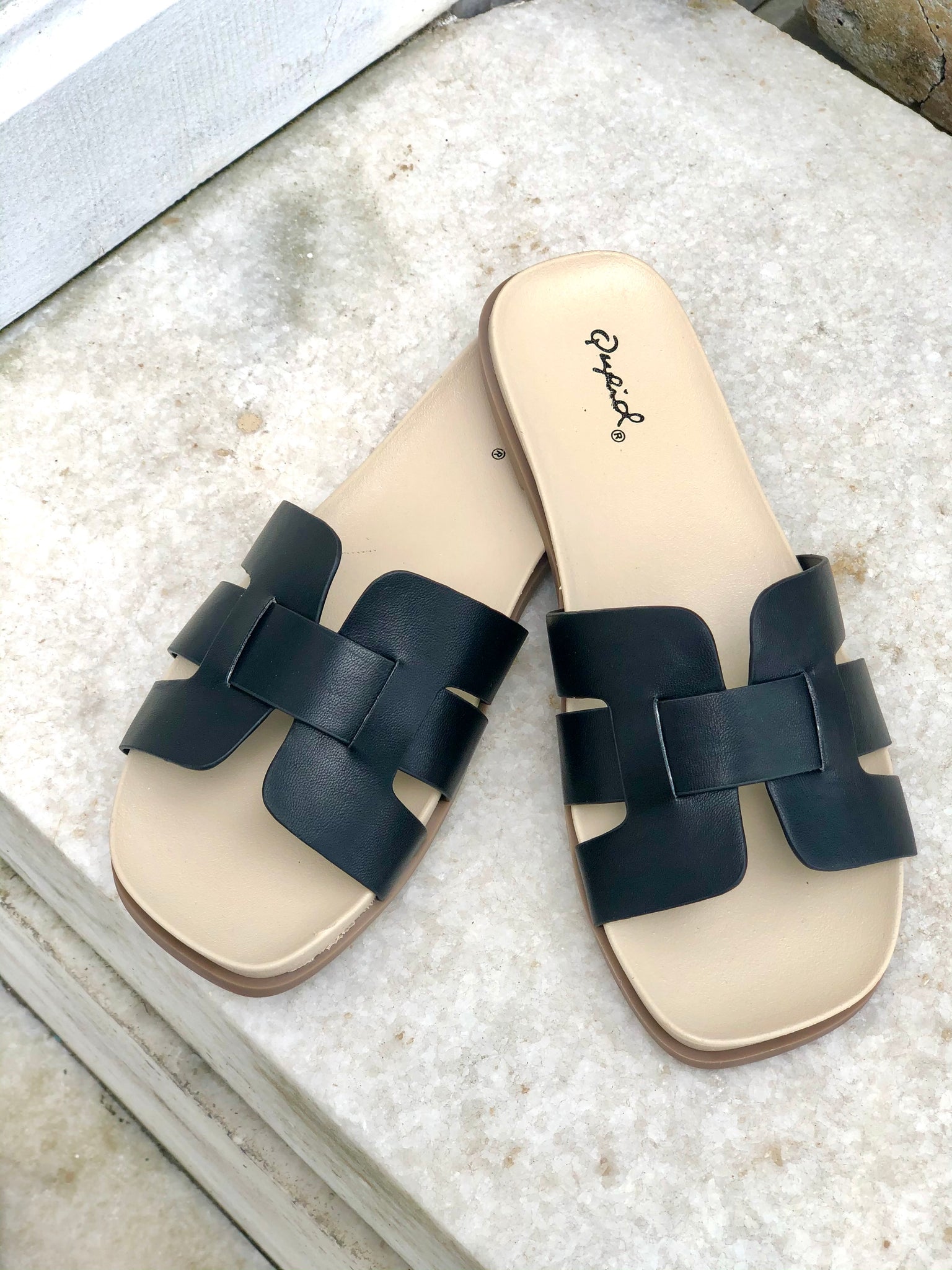 Laylow Slide Black