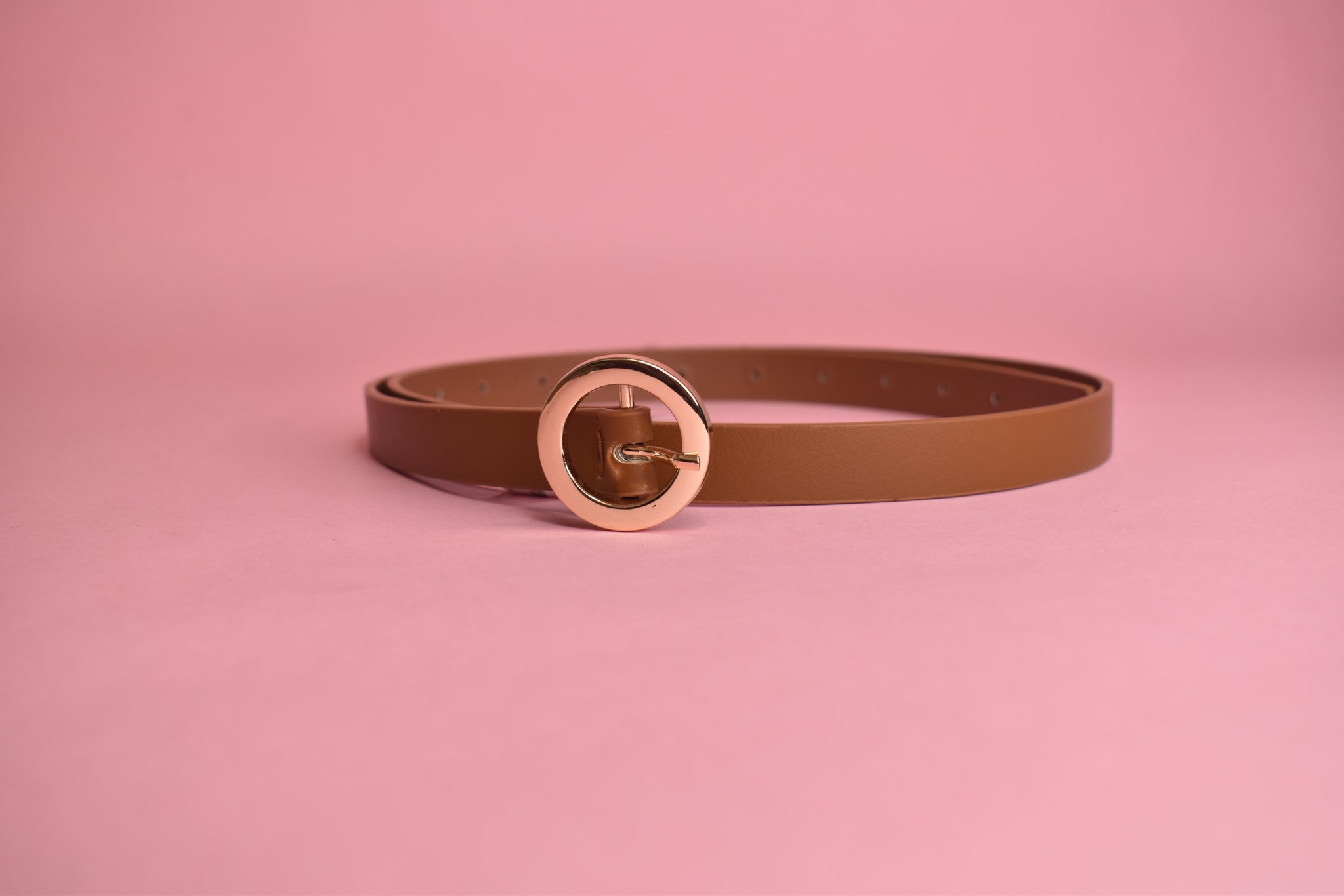 Small Circle Buckle Solid Belt Cognac