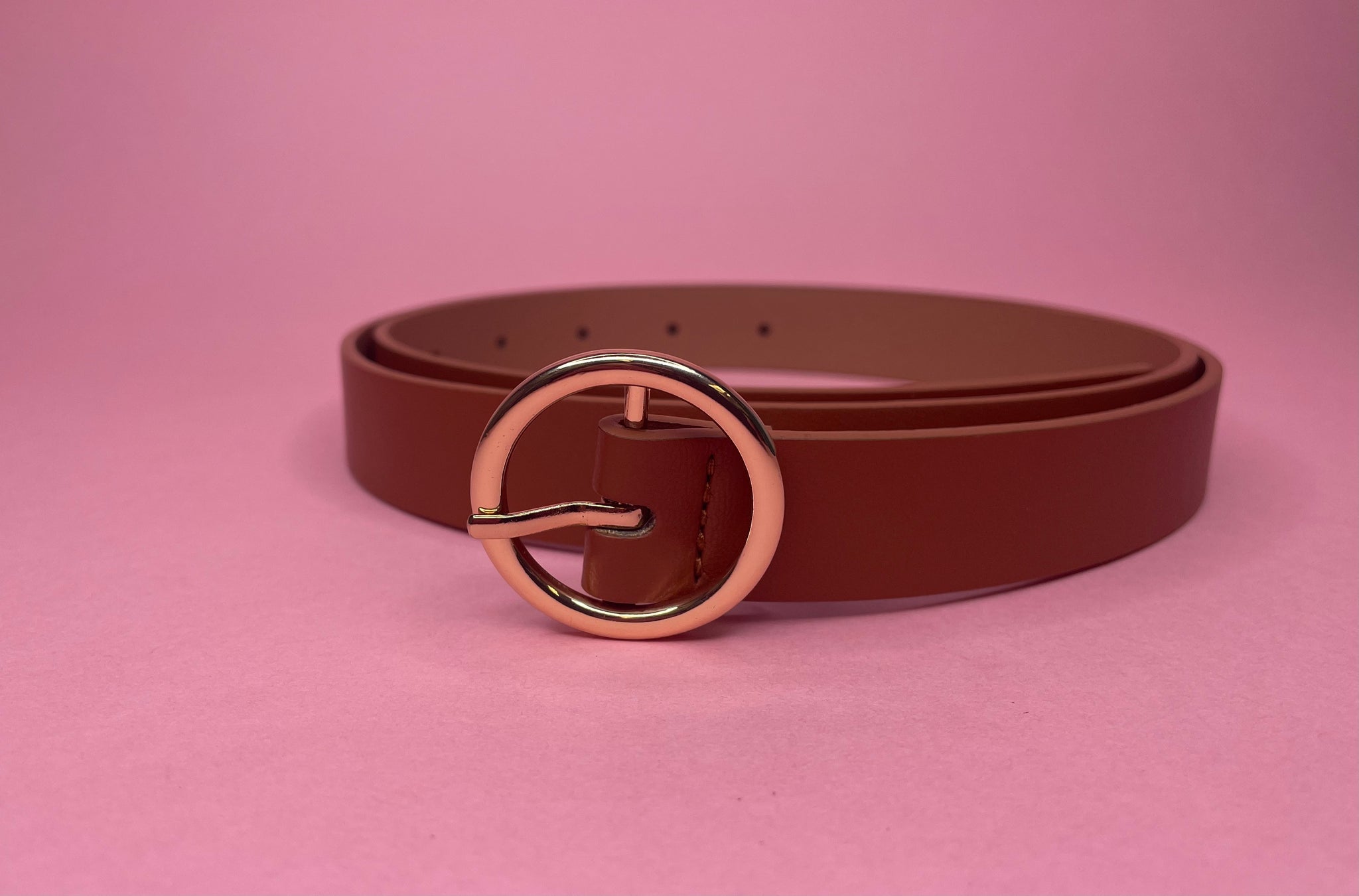 Solid Circle Buckle Belt Cognac