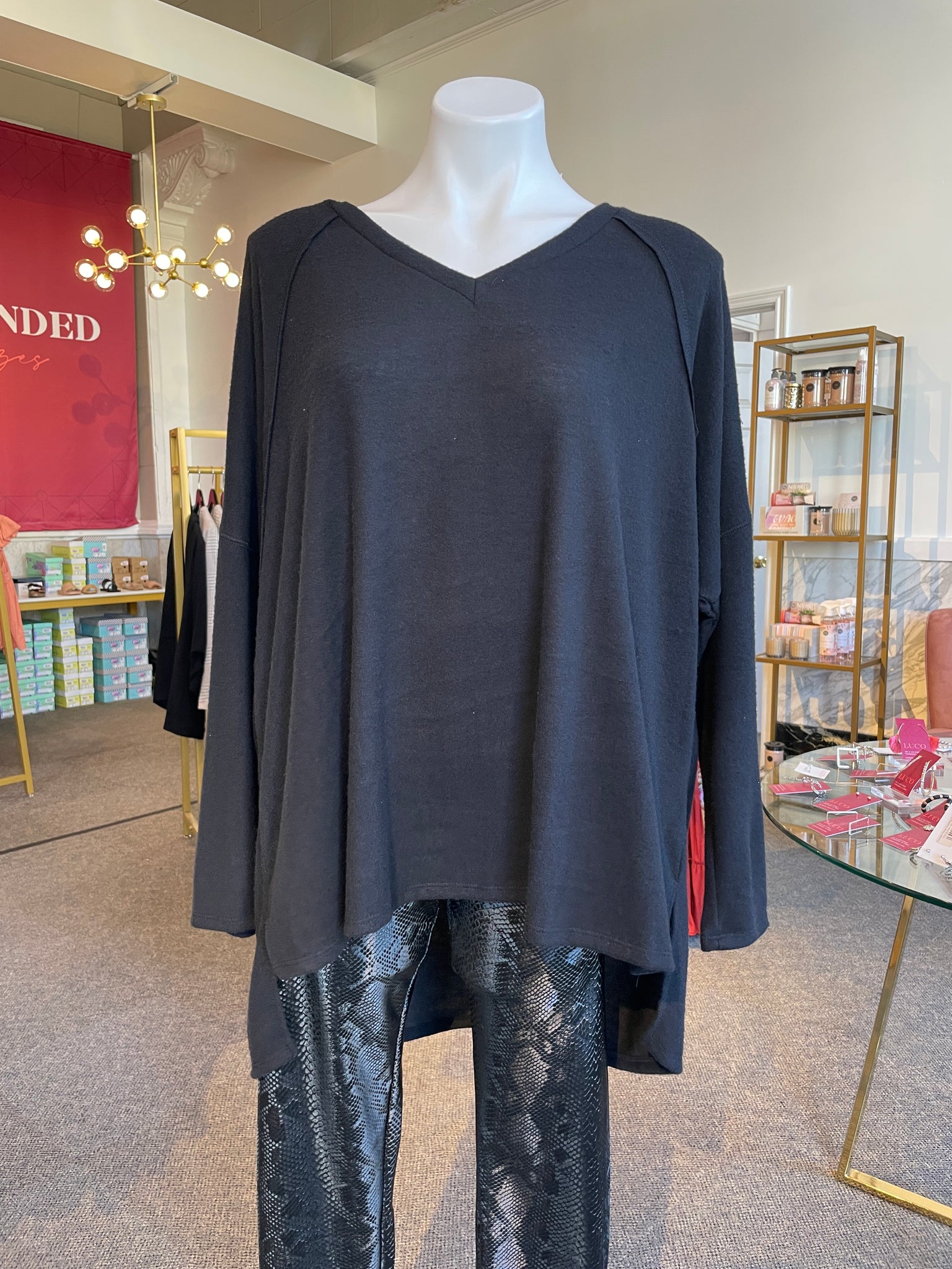 V-Neck Long Sleeve Black