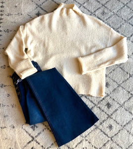 Long Sleeve Knit Sweater Top Butter