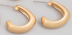 Small Hoop Earring Gold